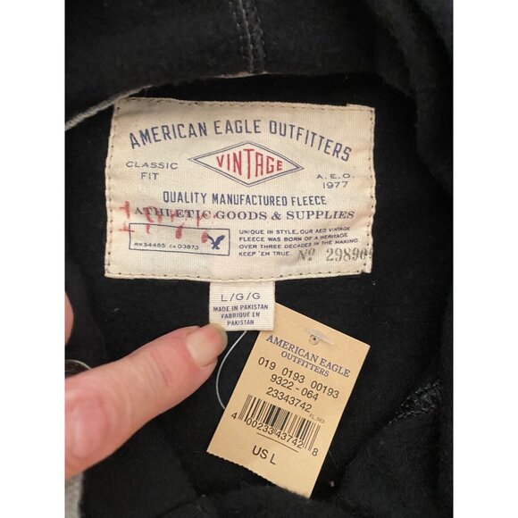 NWT American Eagle Outfitters Black Hoodie Sweatshirt Large - Picture 3 of 10